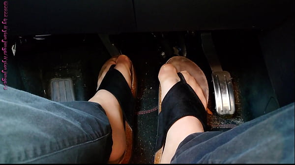 Nylon Tootsies And Toe Separators In The Car