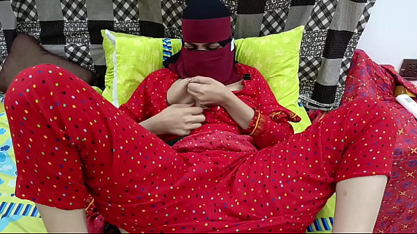 Pakistani Exquisite Babe Sobia Nasir Masturbating
