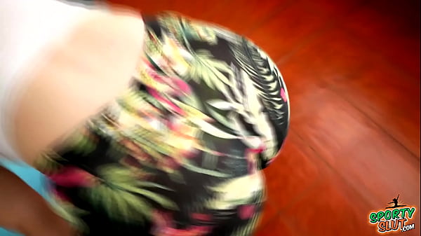 BIG FAULTLESS Juicy Butt Whore Jumping Twerking Jiggling