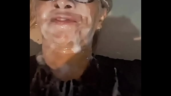 Os Safados Casados Me Fizeram Isso, Mas Não Quiseram Mostrar Nem Os Cacetes. Esperando Outros Safados Com Muita Porra Pra Novas Gozadas Na Minha Boca, Cara