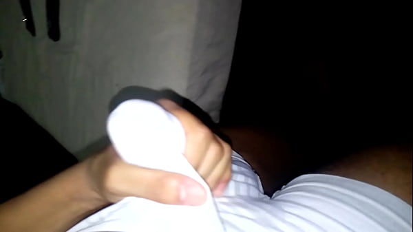 Punhetinha Rápida Antes De Dormir