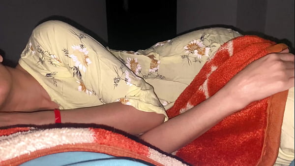 Bhabhi Came To My Room And We Spreaded The Same Bed.
