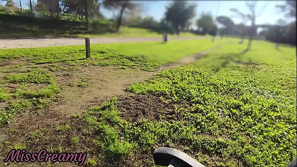 EXPOSING My POLE In Front A Everyone In A PUBLIC PARK And My STEPDAUGHER HELPS Me CUMSHOT - ACTUAL SEX RISKY