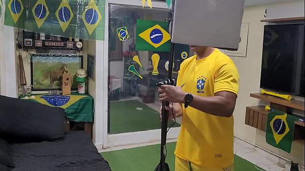 Mirella Mansur Official Tomou Um Viagra E Ficou Se Esfregando Com Todos Os Torcedores. Alex Lima - El Toro De Oro