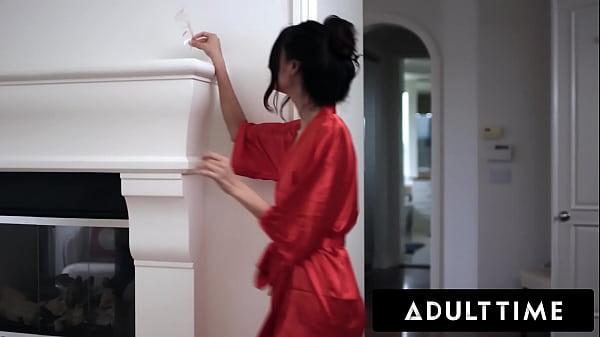 ADULT TIME - Stepsis Eliza Ibarra Accidentally Slams Her Stepbro! FULL SCENE
