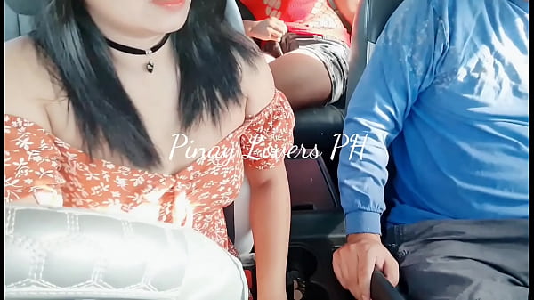 Kinantot Ang Dalawang Pinay Sa Loob Lang Ng Kotse Sa Kalsada