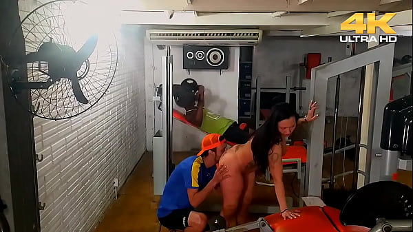 Aulão De Sexo Com Buceta No Pau Dos Rapazes Da Gym