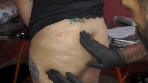 Fazendo Minha Tattoo Nova Na Raba!