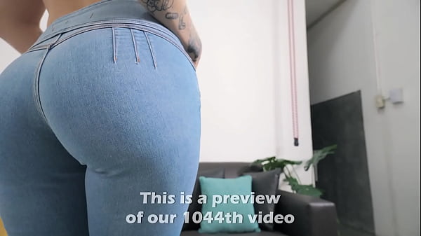 Gorgeous New Model! Puffy Nips Giant Plump Rear! What A PAWG! Ultra Snug Jeans!