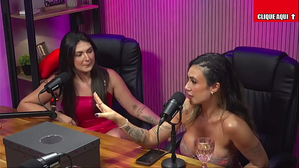 AS GATAS DA HOT FAZENDO PUTARIA