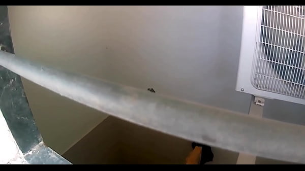 Espiando A La Chakalosita En El Baño Se Dio Cuenta