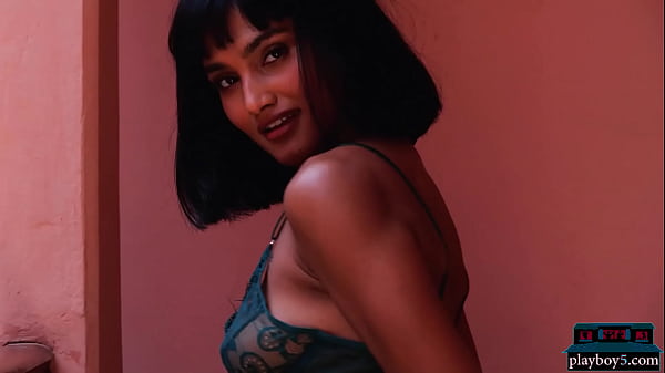 Indian MATURE Stunner Babe Constance Flaunts Off Her Fantastic Figure