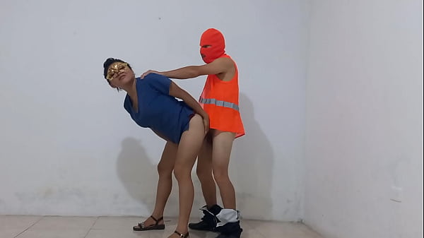 Porno De Enfermeras!! El Hospital Tiene A Una Enfermera Muy Caliente. Ella Se Anda Follando Al Personal Masculino De Limpieza. Porno Legit Especial De Enfermera