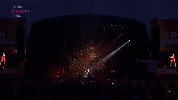 Katy Perry - I Kissed A Girl,Live Performance,In Super Seductive Outfit
