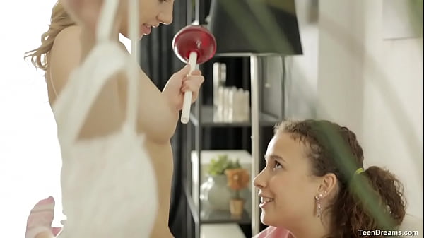 Two 19 Year Old Hottie Slurp A Lollipop Then Each Other