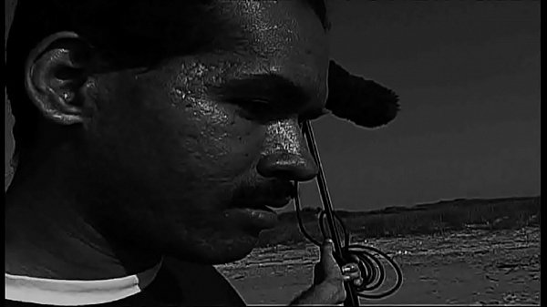 The Unfinished Handles Of Sean Weathers: Escape From Bloodbath Island (featurette)