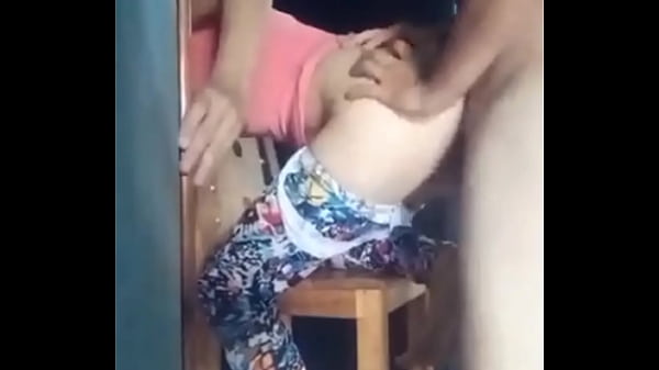 Follandome A La Empleada De Servicio . SIN CONDON Y CON EYACULADA INTERNA