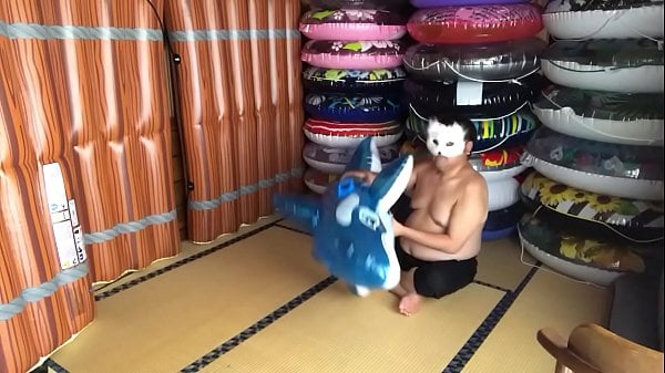 シャチフロート膨らまし割り