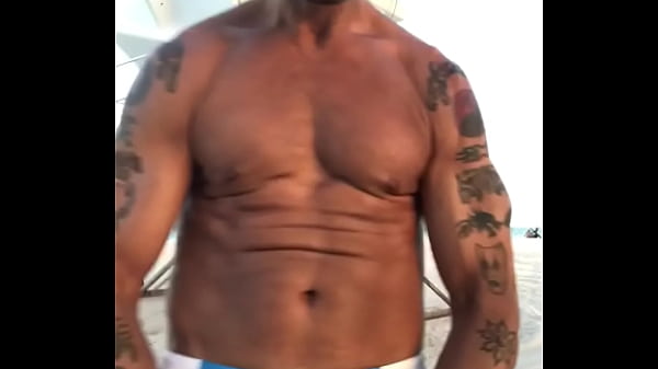 G T S GYM TAN SEX TAN FIT ITALIAN PORN STAR MAXXX LOADZ