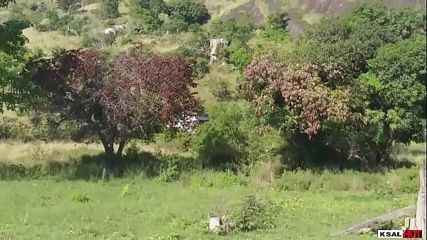 Ksal Smoking, Invadi Antigo Sitio Da Xuxa, E Entra Na Casa Abandonada E Fode Na Varanda E Na Cozinha Da Casa, E Todos Que Passam Na Rua Vê A Putaria Toda
