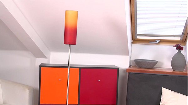 Klarissa Leone Gets An Enormous Cumload