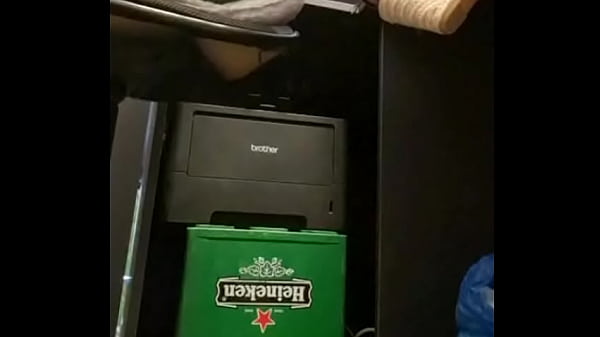 Secretaria Se Exibindo No Trabalho