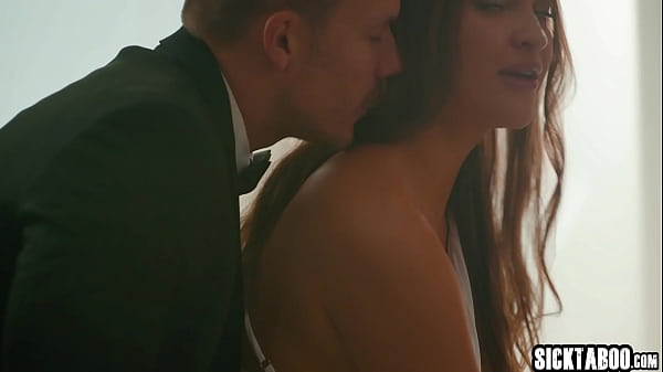 Kinky Huge Booty Bride Gizelle Blanco Pounding Intense In Front Of Witnesses