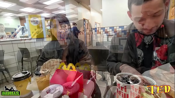 Com Uns Seios Desse Ela Merece Um MC Lanche Feliz - Natalia Nazzario - Vinny Kabuloso