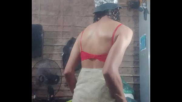 Cdzinha Safada Só De Toalha