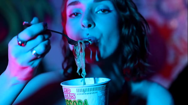 Sexy Toes Grinding Cup Noodles