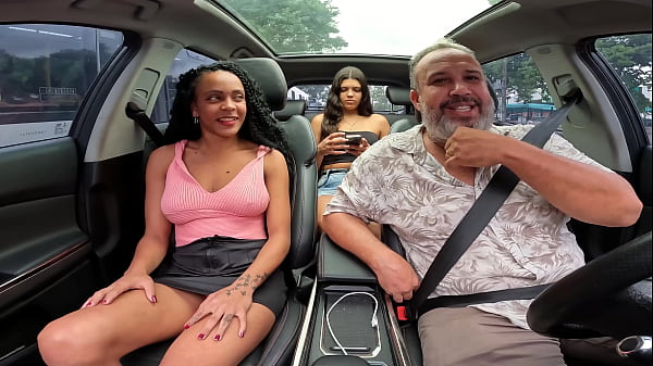 Luna Brown-haired Mulata Novinha De 19 Anos Leva Muita Linguada Na Rua