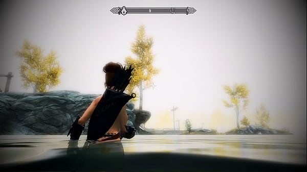 [SKYRIM MOD] Sultry Swimming At Lake Honrich