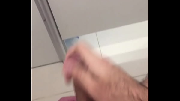 Gozando No Trabalho