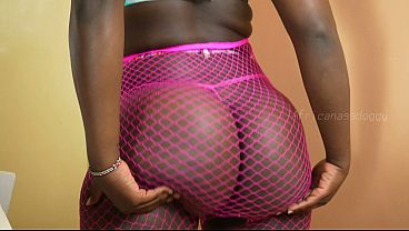 Plump Rear Ass Clapping Thong