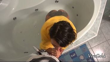 Sexy Dark-haired Camilla Moon Sucked In The Bathroom And Spunk On Face