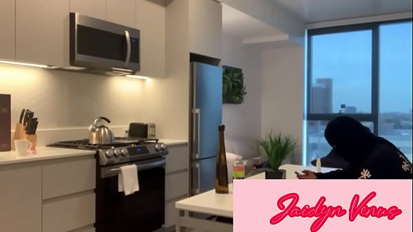 Single Latina BBW Mommy Jaidyn Venus Craves Help Paying Bills After Delivery Order To SSBBW Hunter Goes Wrong He Makes Sure She Drains His Colossal Dick Explicit Til He Climaxes