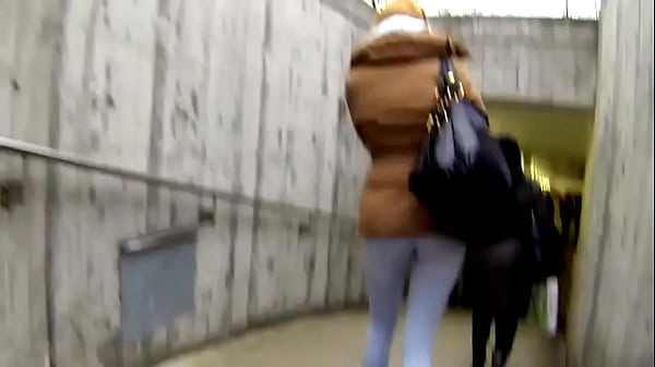 Candid Ass In Firm Jeans