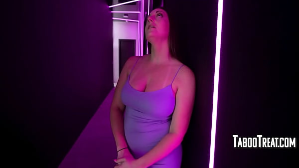 Curvy Melanie Takes One For Her Bestie - Ace Bigs, Melanie Hicks | TabooTreat
