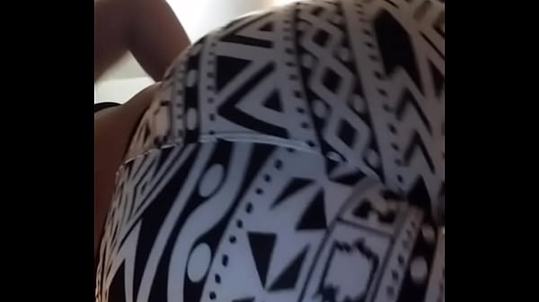Tall Sexy Sultry Perfect Curvy Booty Latina Works Tempts Midget!!