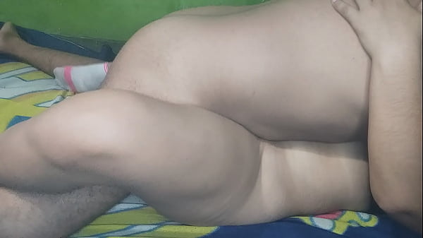 Mi Esposa Se Consigue Por Facebook A Un Hombre Nalgon Para Que La Folle, Ella Me Mande El Video Luego De Que El Le Acabara Encima De Su Coño / Chiquicandy / LeandroZimmer