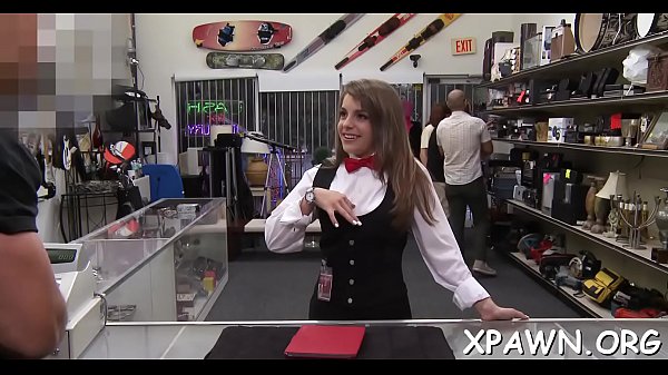Non-professional Earns Some Cash By Gobbling And Riding Boner