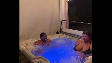 Sizzling Tub Sex With Hotwife