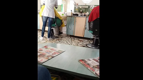 Romanian Hairdresser Spy Sexy Rump MILF