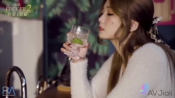 Taiwan Chick Yuli Rails A Bartender Because Her Boyfriend Is Such A Terrible Lover And Never Lets Her Spunk 4K Part 1