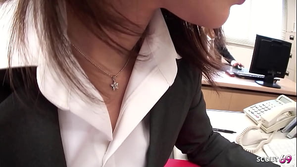 Japanese Secretary At Uncensored Solo Masturbation To Climax At Toilet While Pump