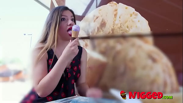 Small Jacky Blondie Is Tired Of White Pencildicks: She Needs The NIGGED EXPERIENCE!