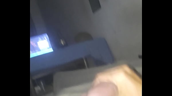Novinho Carioca Favelado Pirocudo Em Punheta Sensacional Com Uma Bela Gosada!!!!