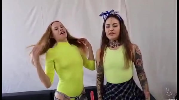 [DRY] Ukrainian Nikki Riddle & Russian Mari Galore : "Get Intimate, Not War" PORN WITH A MESSAGE!