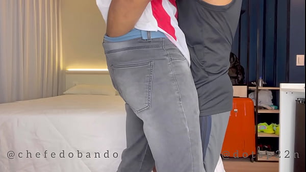 Pauzao Mega GROSSO Arroumbou Minha Garganta Em Troca Eu Arrombei O Rabo Dele