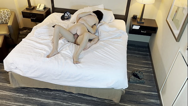 Tempting Dainty Goddess Railed And Creampied